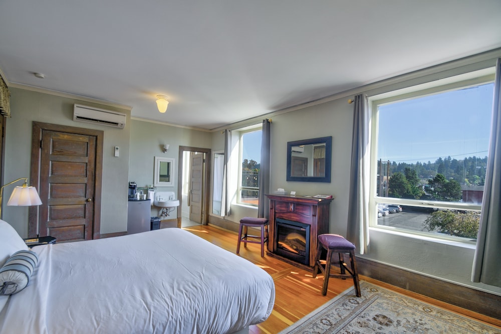 Centralia Square Grand Ballroom and Vintage Hotel - photo 45