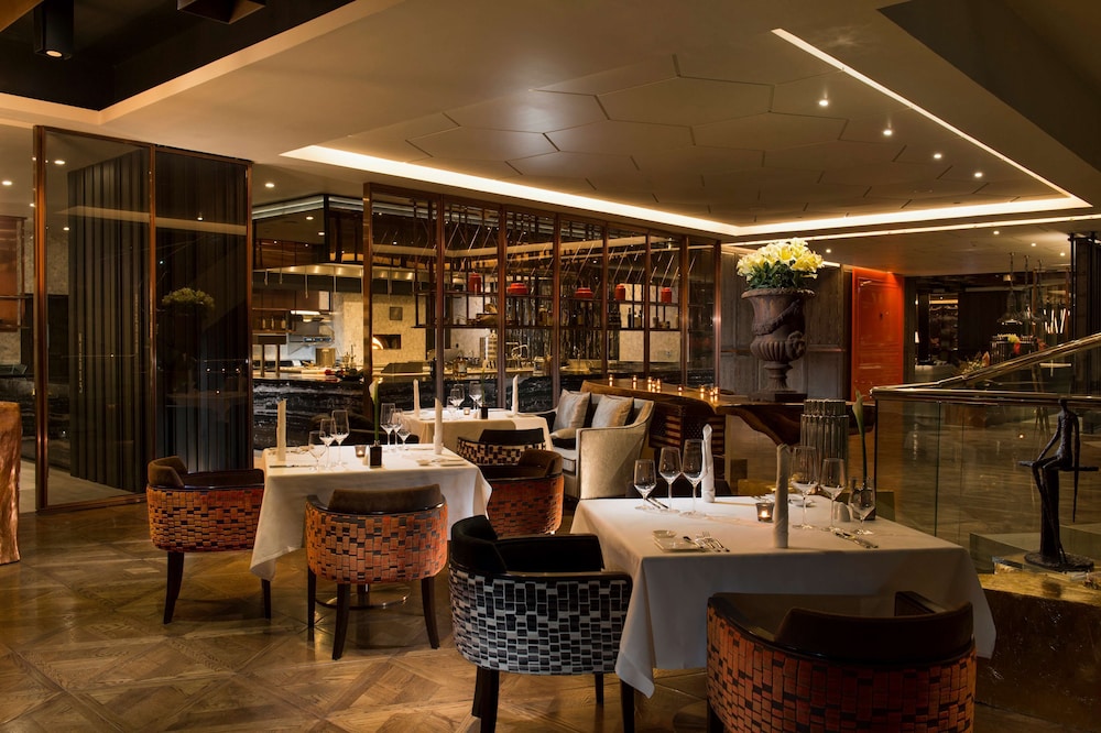 מזון ומשקאות