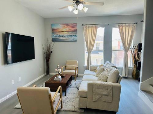 Houston spacious central Chinatown House 6Bed 3Bath — 4-Star Luxury Hotel in Houston, United States