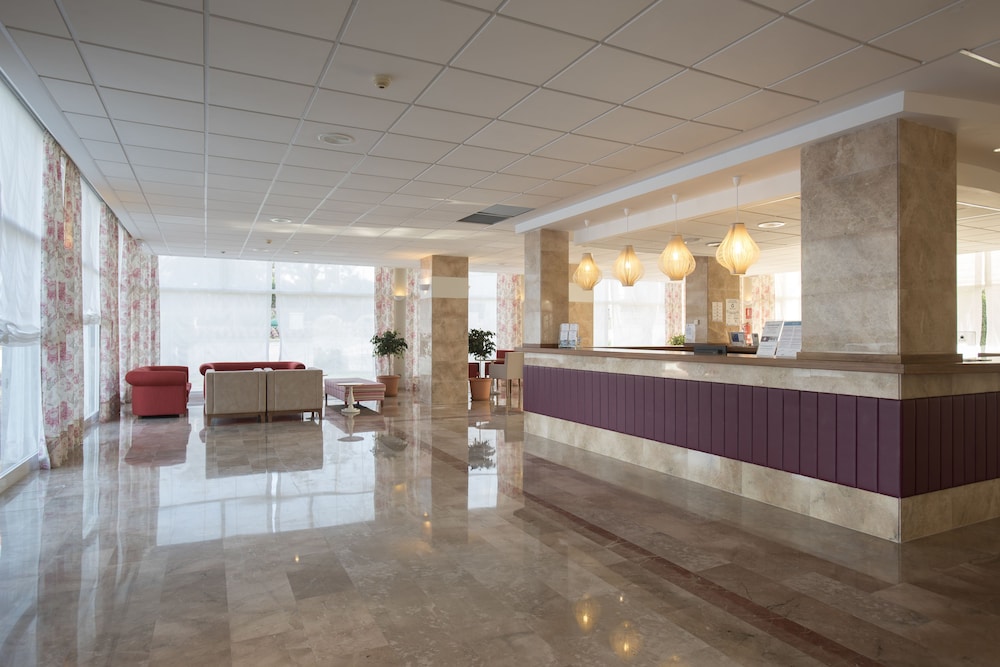 Hotel Agamenón — Es Castell — photo 4