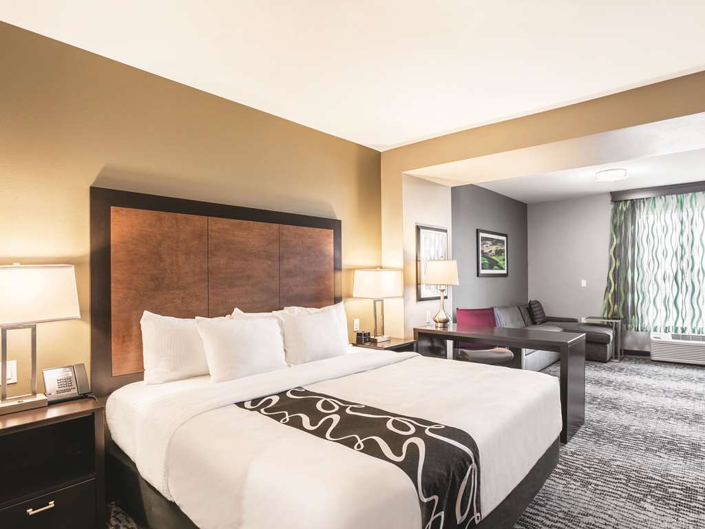 La Quinta Inn & Suites by Wyndham Walla Walla - photo 15