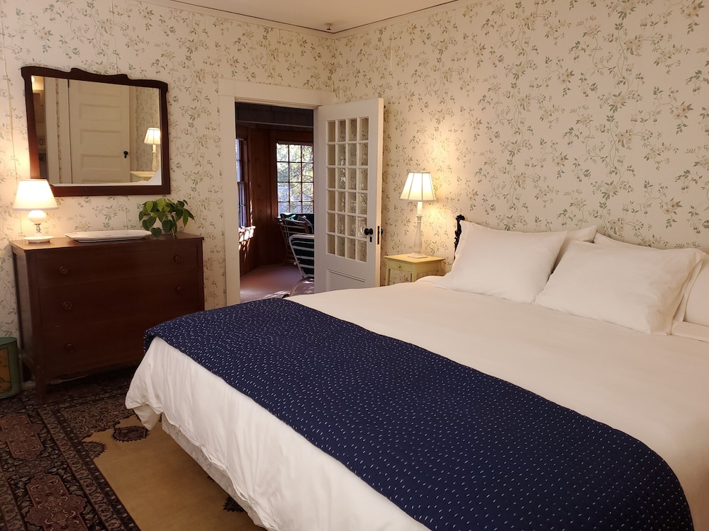 Harbourside Inn - photo 37