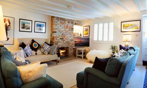 Flora Dora Luxury cottage modern central ideal for groups and families