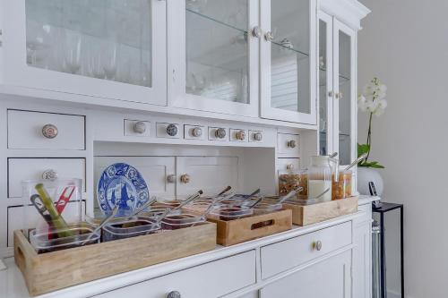 B&B Modern Times — 4-Star Luxury Hotel in Amsterdam, Netherlands
