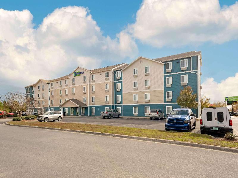 Woodspring Suites Panama City - photo 8