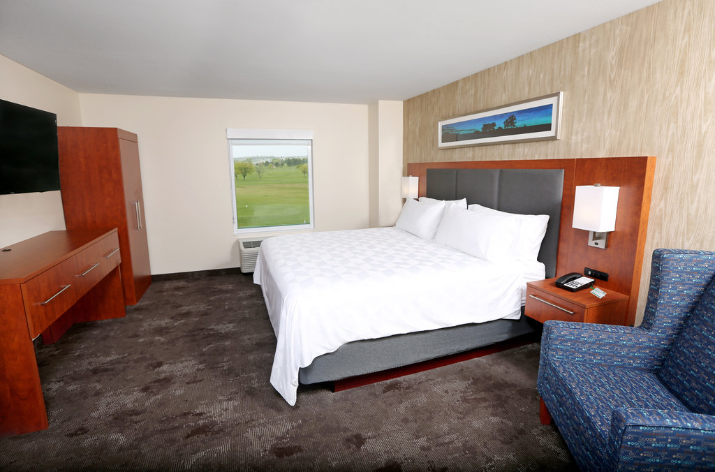 Holiday Inn & Suites Sioux Falls Airport by IHG - photo 30