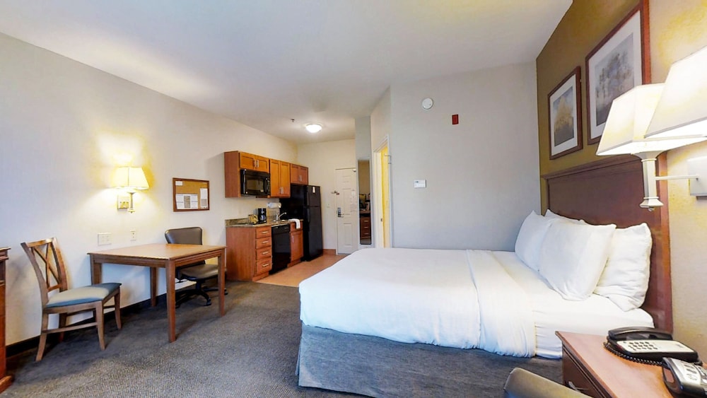 Candlewood Suites Slidell Northshore by IHG - photo 8