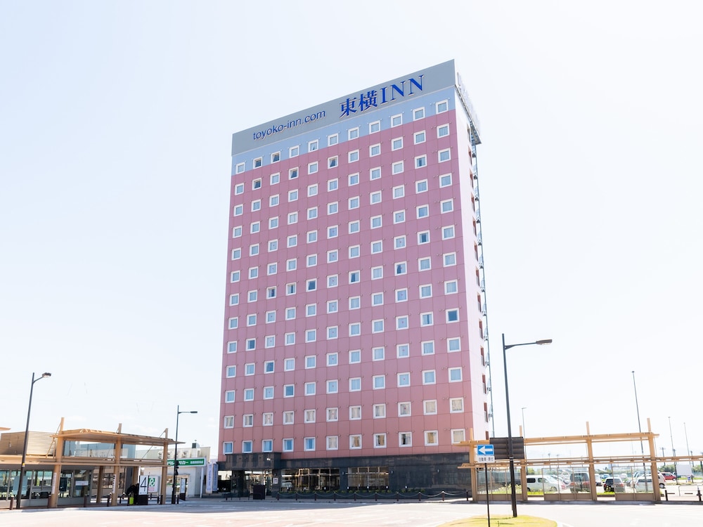 Toyoko Inn Shin Takaoka Station Shinkansen Minami — Takaoka