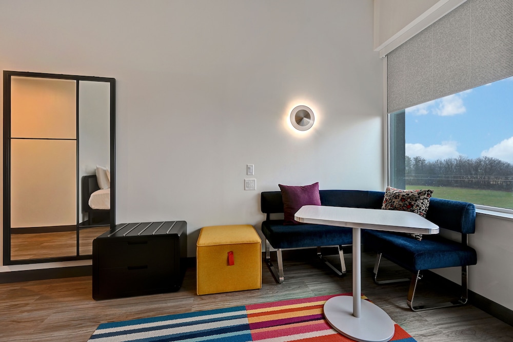Aloft Mooresville - photo 9