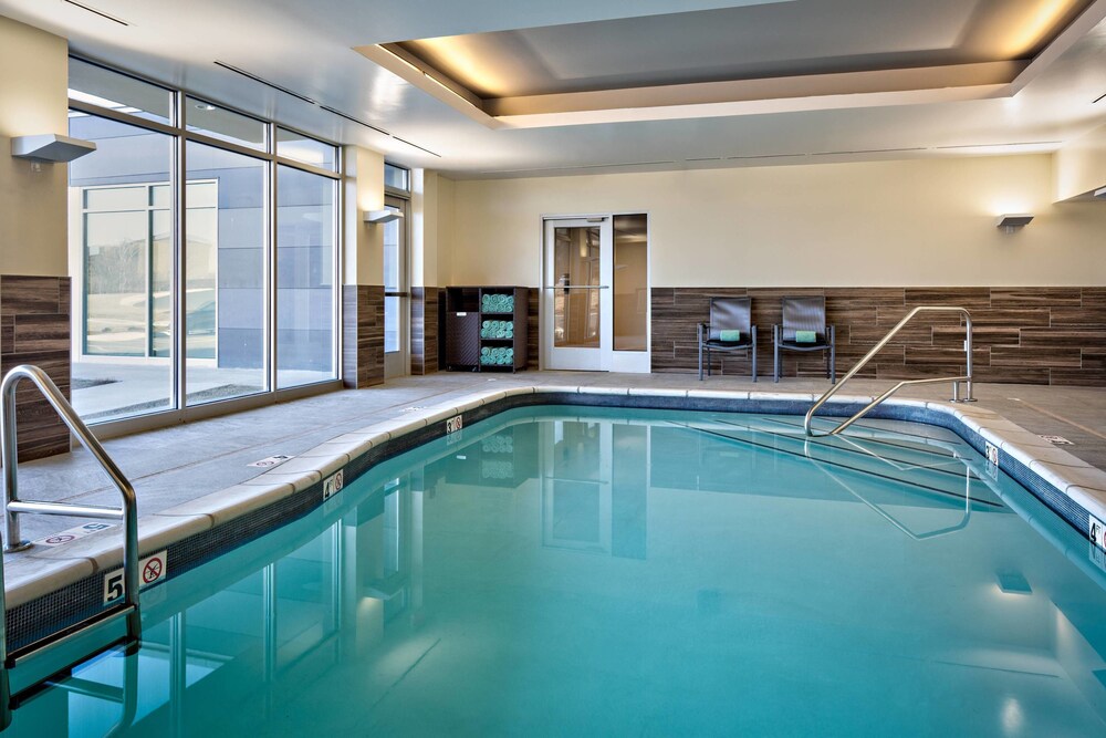 Fairfield Inn & Suites by Marriott Fayetteville - photo 12