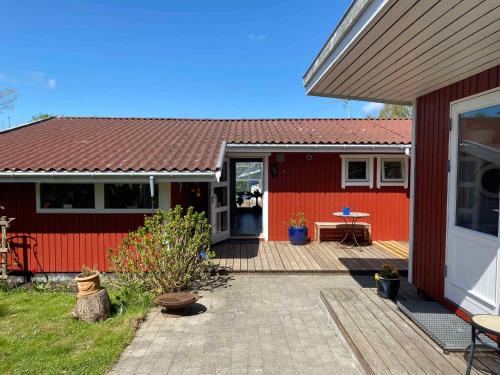 Family Friendly Holiday Home In Orø — 4-Star Luxury Hotel in Holbaek, Denmark