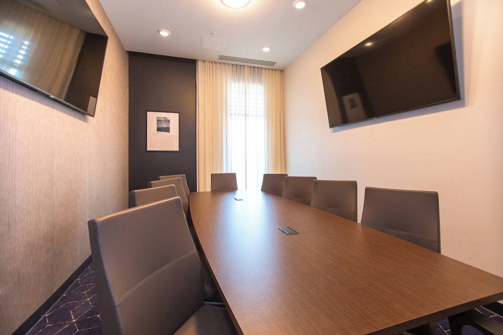 Courtyard by Marriott Rapid City - photo 43
