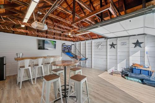 232 Wood Road South Yarmouth Cape State of Mind in South Yarmouth, United States