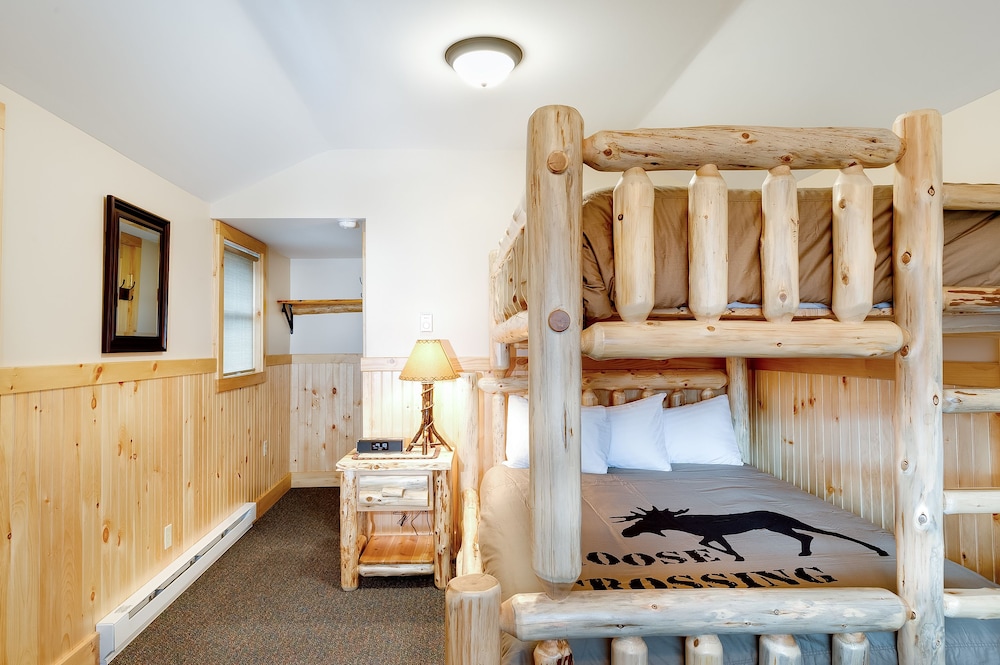 Cobble Mountain Lodge - photo 32
