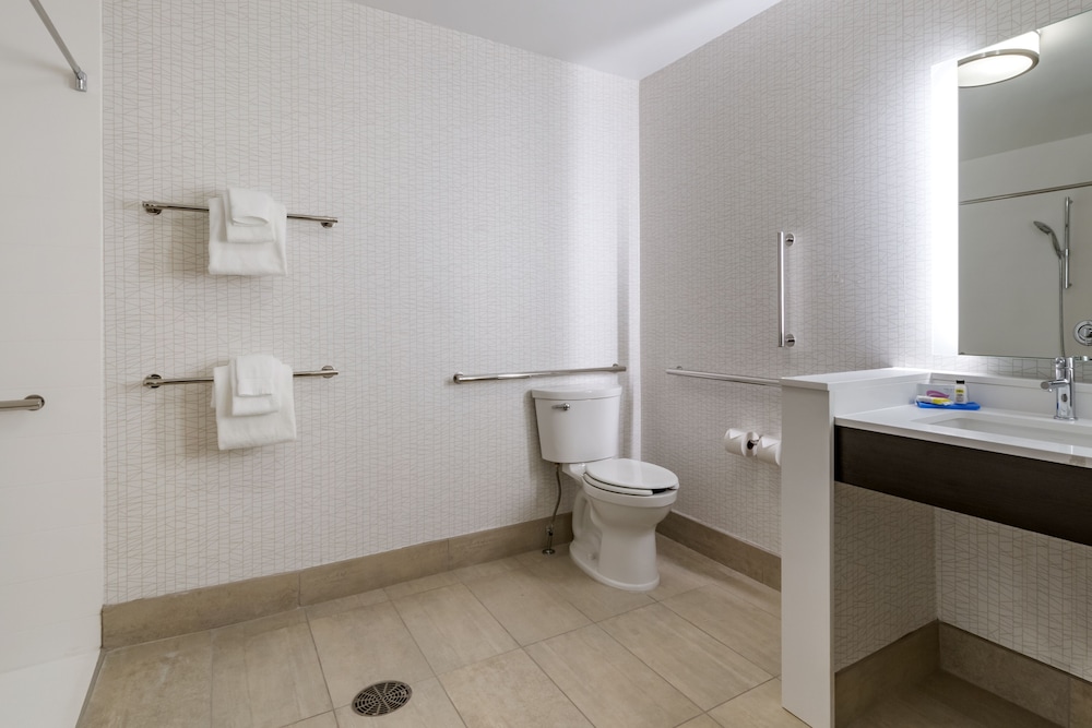 Holiday Inn Express & Suites Carlisle Southwest I 81 by IHG - photo 21