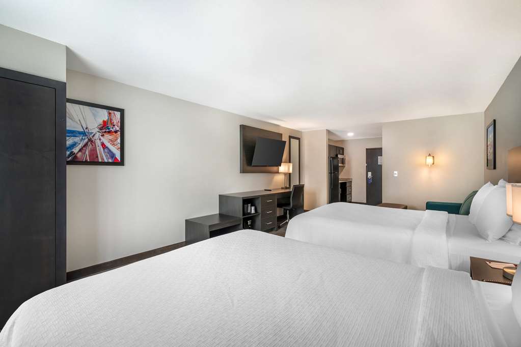 Best Western Plus Bluffton Hilton Head Hotel - photo 11
