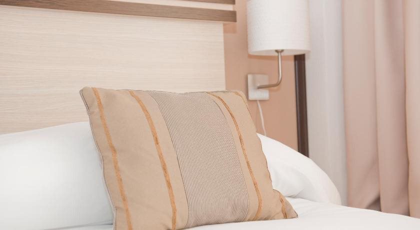 Check Inn Hotel - carbon neutral hotel in Timisoara