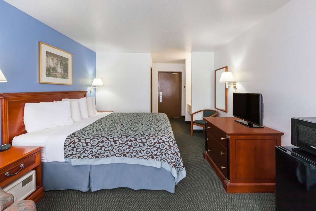 Days Inn by Wyndham Holland - photo 3