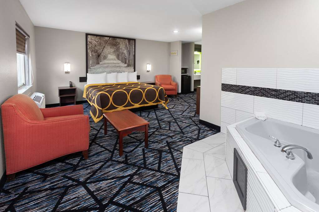 Super 8 by Wyndham Olney - photo 8