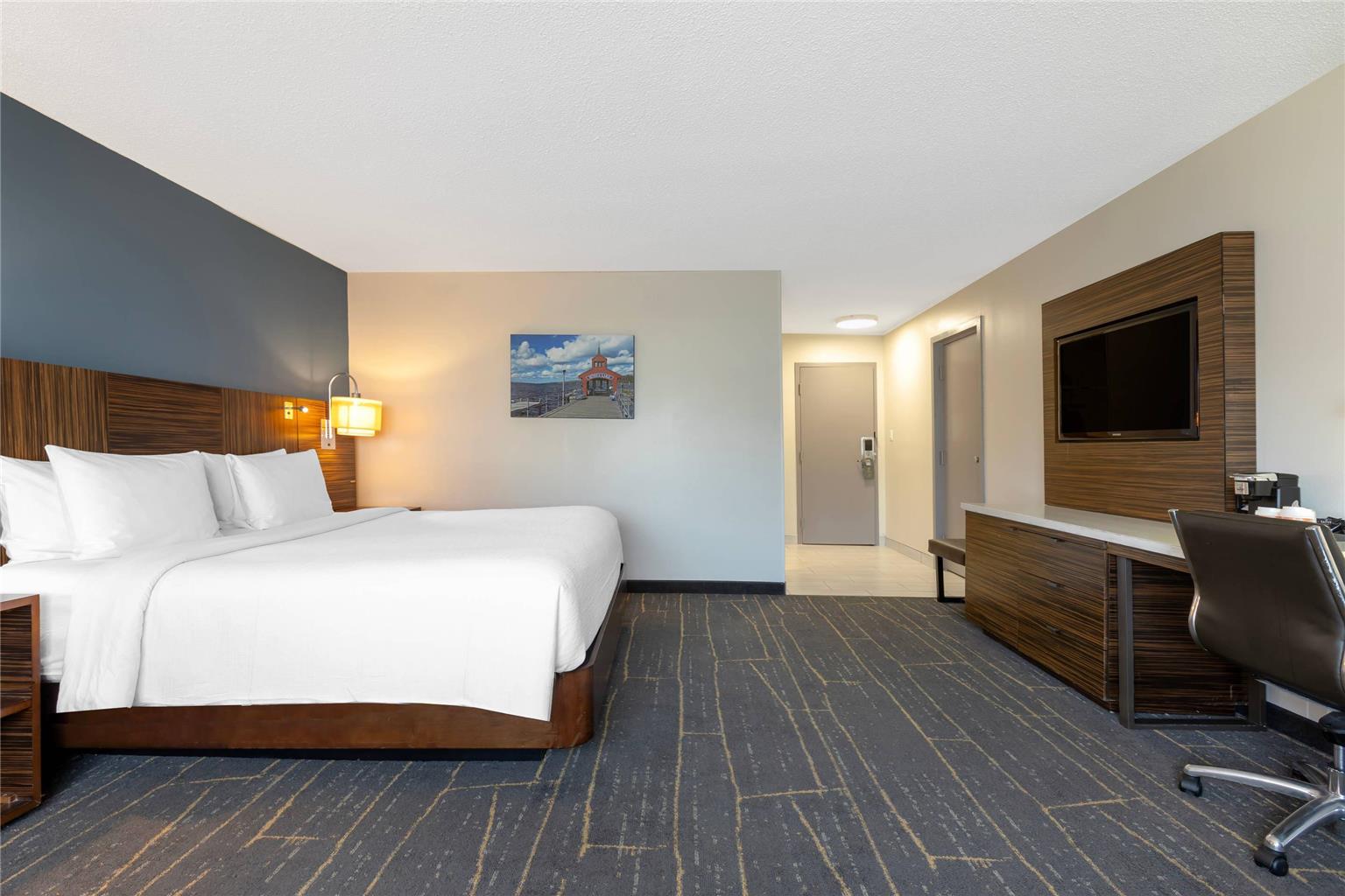 The Lux Hotel & Conference Center an Ascend Collection Hotel - photo 13