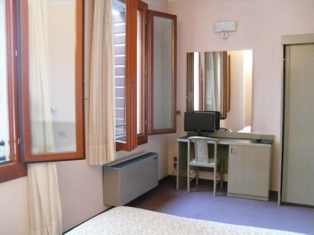 Hotel Castello — Este — photo 3
