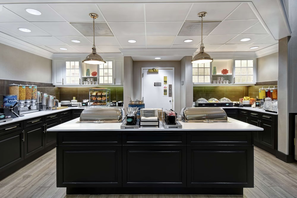 Homewood Suites by Hilton Edgewater NYC Area - photo 33
