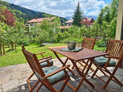 Ferienwohnung Berglust — 4-Star Luxury Hotel in Frasdorf, Germany