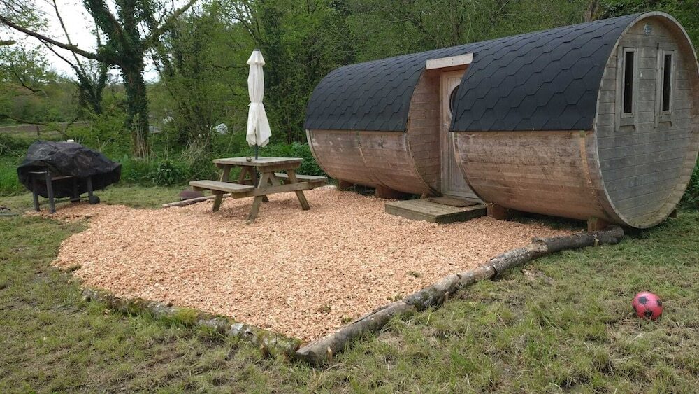 Viking Sleeping Barrel - last minute hotel in Unknown City