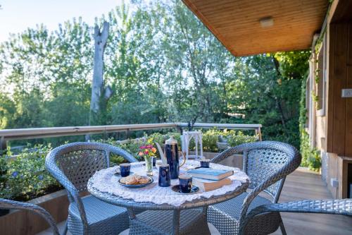 StayVista at Waterside Estate in Srinagar, India