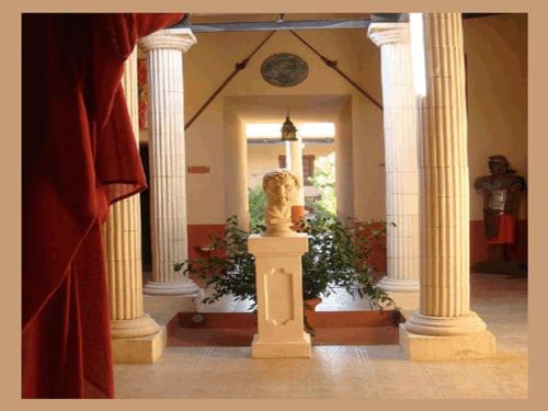 Casa Rural Romana — 4-Star Luxury Hotel in Don Alvaro, Spain