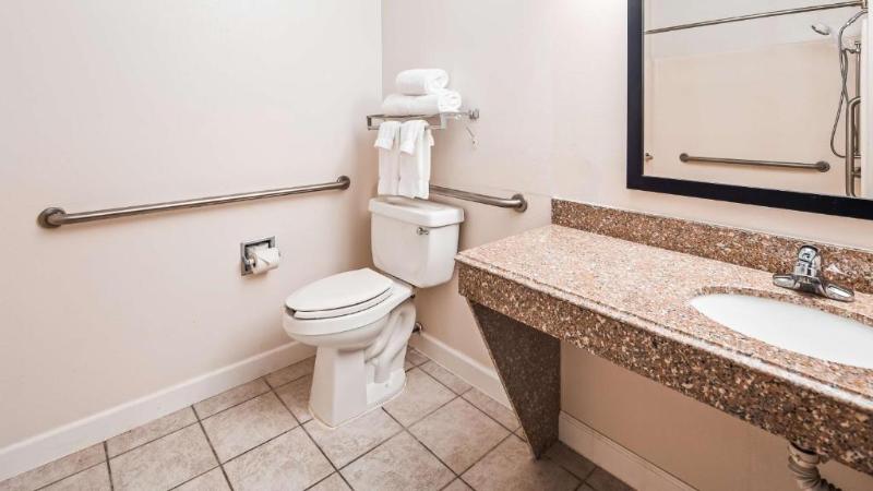 Best Western Inn & Suites - photo 15