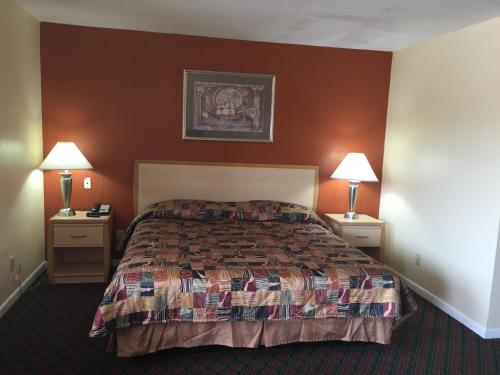 Relax Inn Marlin - photo 11