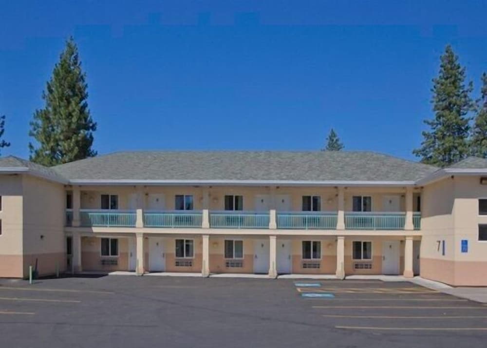 Shasta Pines Motel & Suites - photo 49