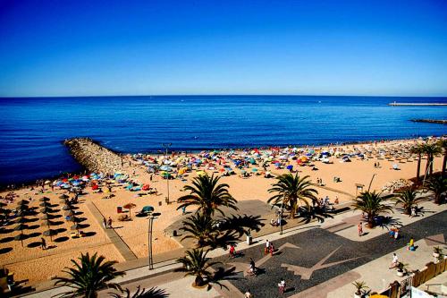 Appartement Quarteira — 4-Star Luxury Hotel in Quarteira, Portugal