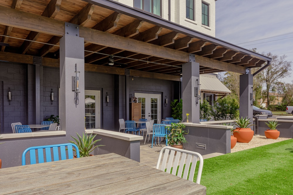 Lily Hall A Boutique Hotel - photo 41