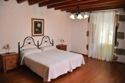 Casa Rural Los Suárez — 4-Star Luxury Hotel in Aguimes, Spain