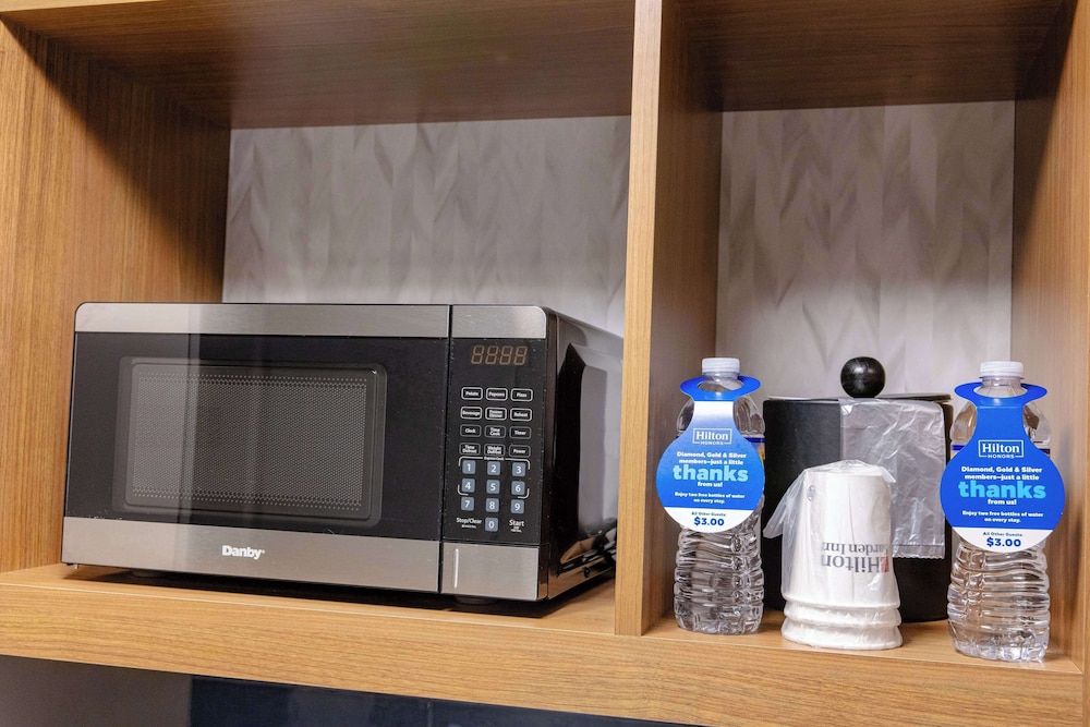 Hilton Garden Inn Lakewood - photo 22