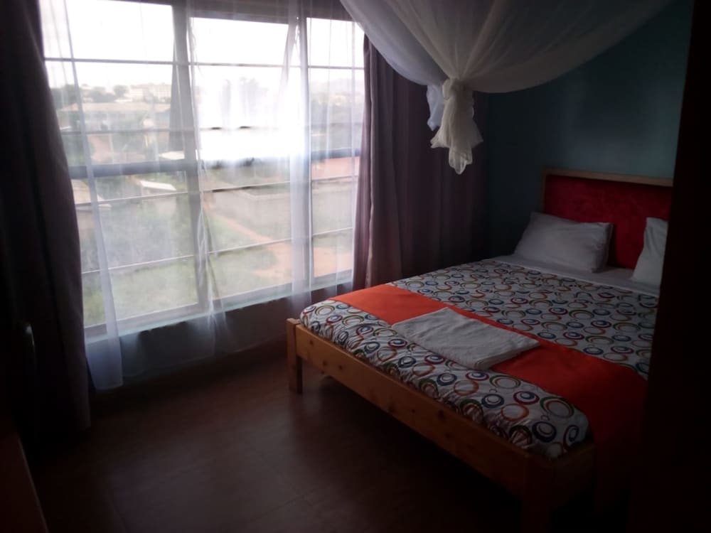 Thorn Tree Hotel — Mwingi — photo 5