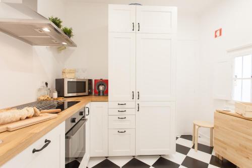 White Tiles in City Center — 4-Star Luxury Hotel in Lisbon, Portugal