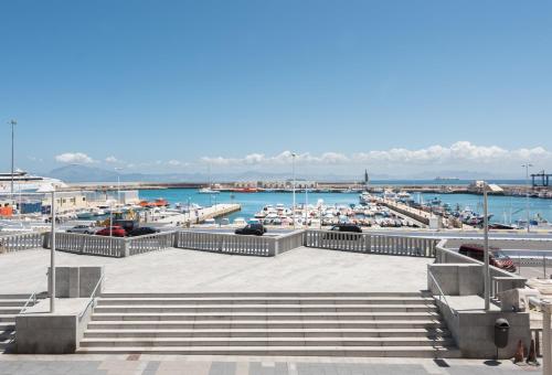Apartamento El Puerto Bahía — 4-Star Luxury Hotel in Tarifa, Spain