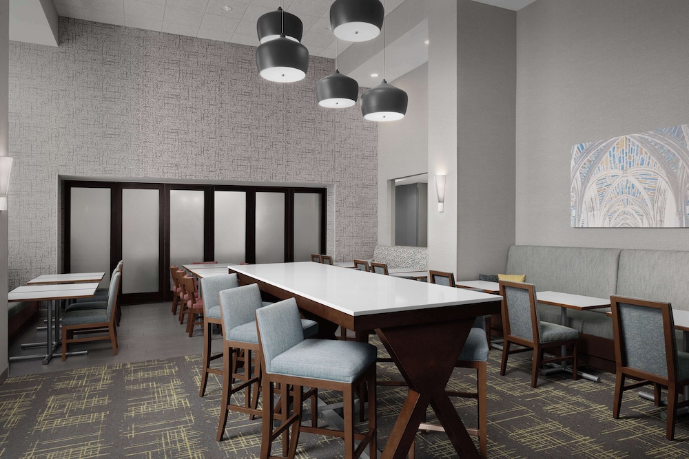 Hampton Inn & Suites Durham North I 85 - photo 2