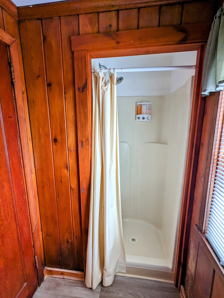 Riverside Motel - photo 121