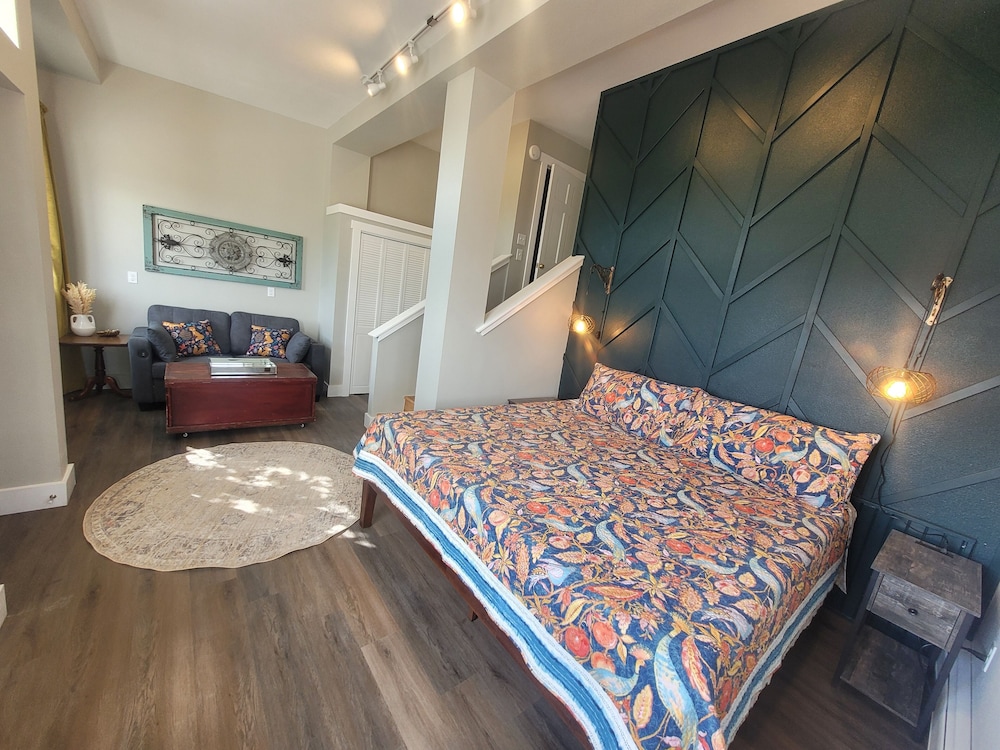 The Hand Hotel Bed & Breakfast - photo 11
