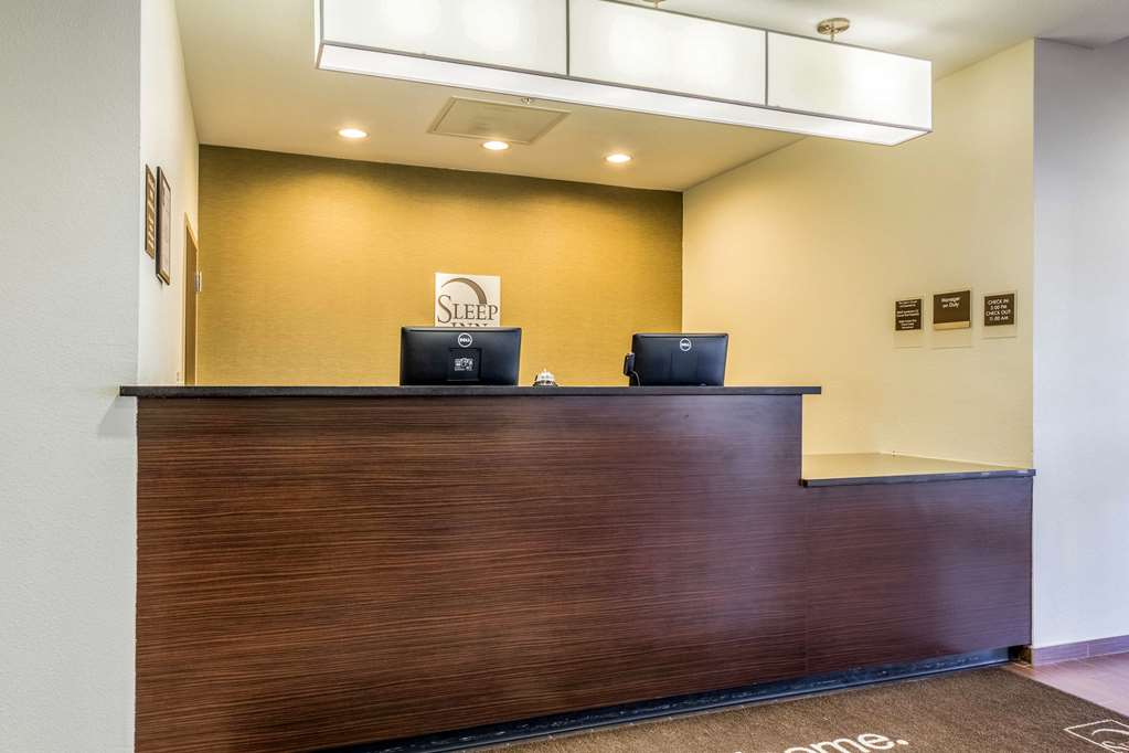 Sleep Inn & Suites Jourdanton Pleasanton - photo 3