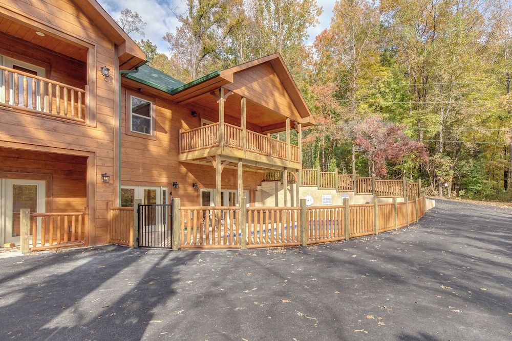 Smoky Mountain Splash - photo 43