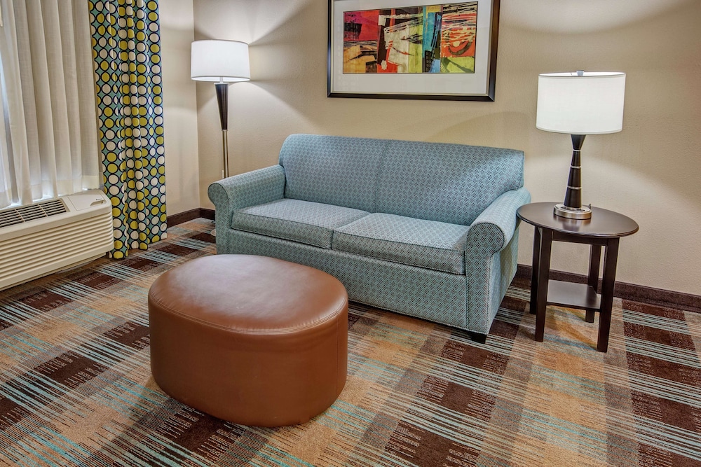 Hampton Inn & Suites Clarksville - photo 31