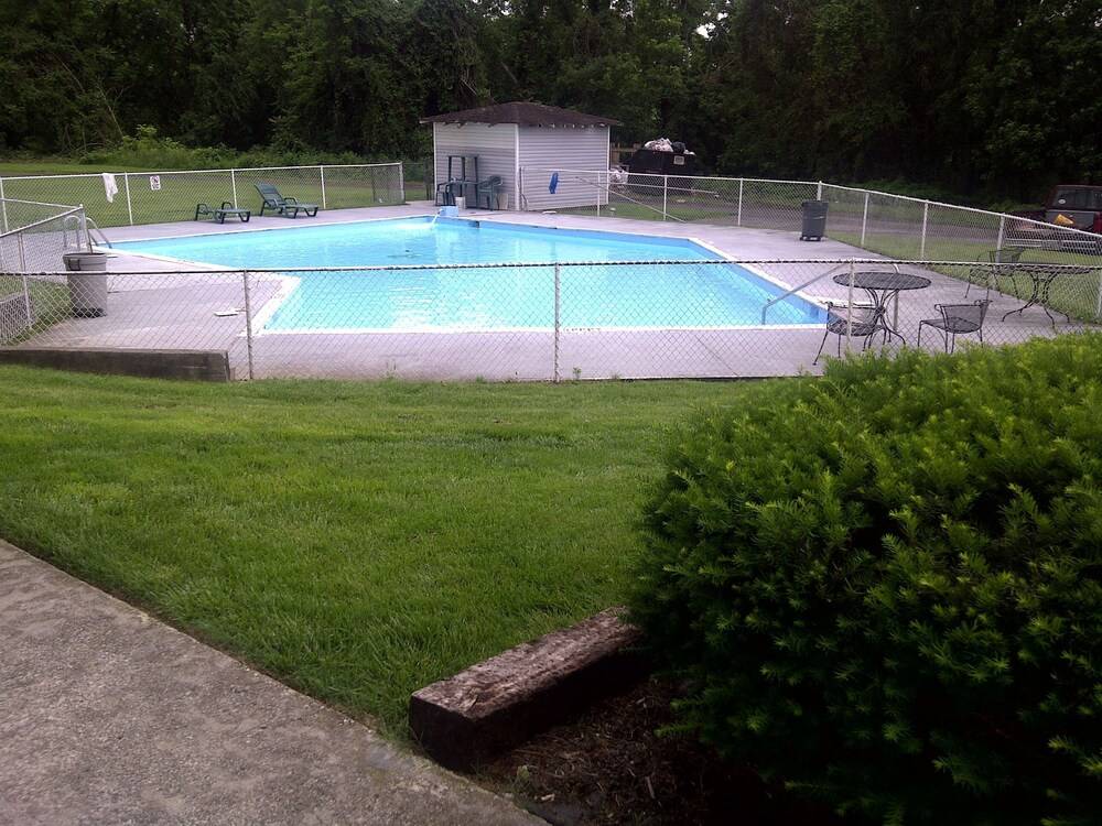 Country Hearth Inns & Suites - photo 9