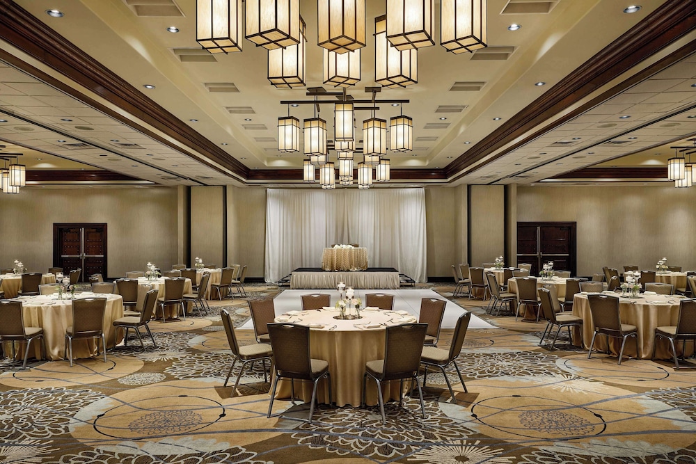 DoubleTree by Hilton Ontario Airport - photo 53