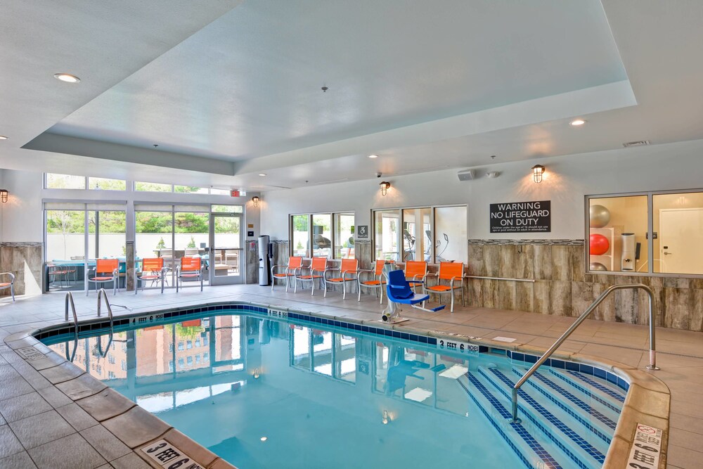 Courtyard by Marriott Long Island Islip Courthouse Complex - photo 17
