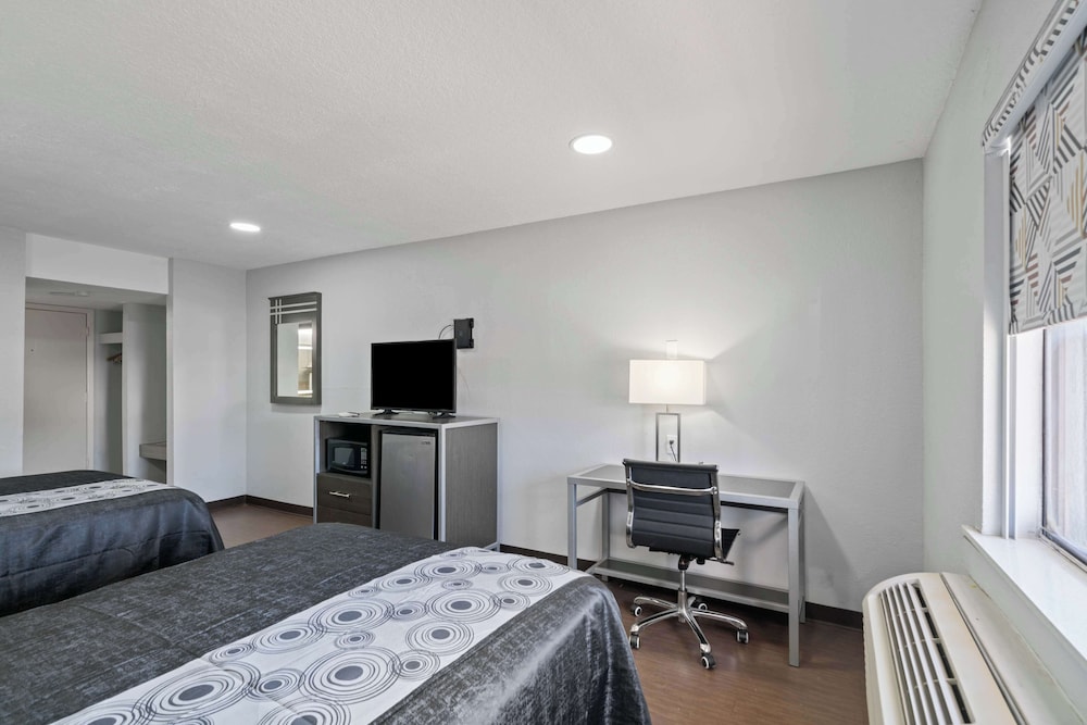 Americas Best Value Inn & Suites Brenham - photo 14